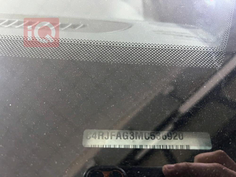 جيب جراند شيروكي